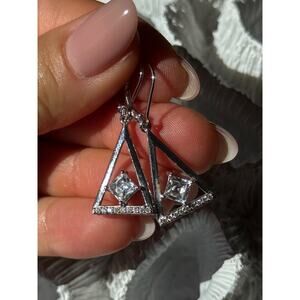 925 Sterling Silver Tycoon Cz Earrings Length 1.45 inch